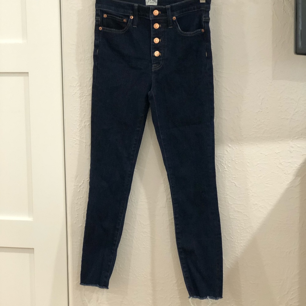 High waisted jeans